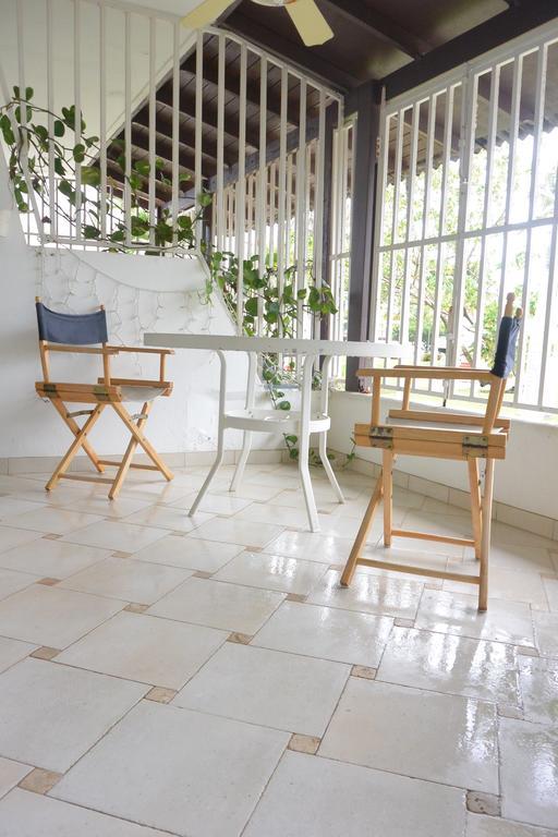 Cozy Beachfront Studio San Juan Exterior photo